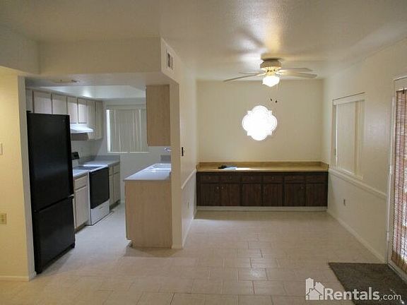 4th image of 10828 N Biltmore Dr APT 108