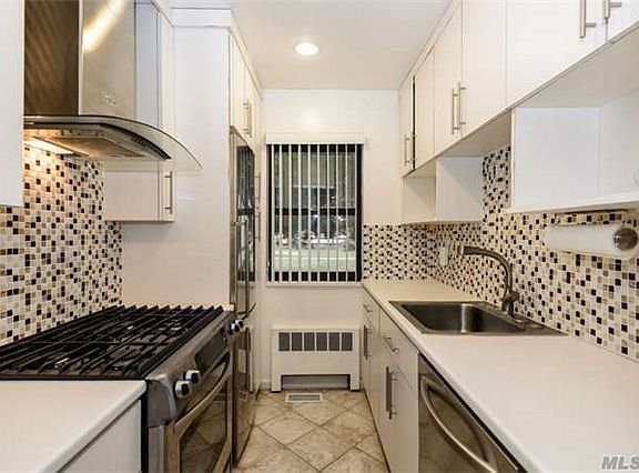 5th image of 109 15th St APT E1