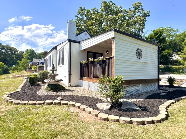 3116 Spring Rd SW, Roanoke, VA 24015