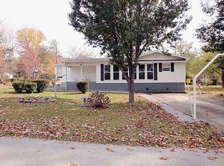 304 Rugby Rd, Fairfield Glade, TN 38558