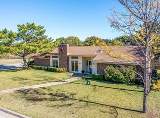 7001 Welch Ct, Fort Worth, TX 76133