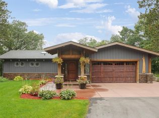 227 River Crest Dr, Hudson, WI 54016