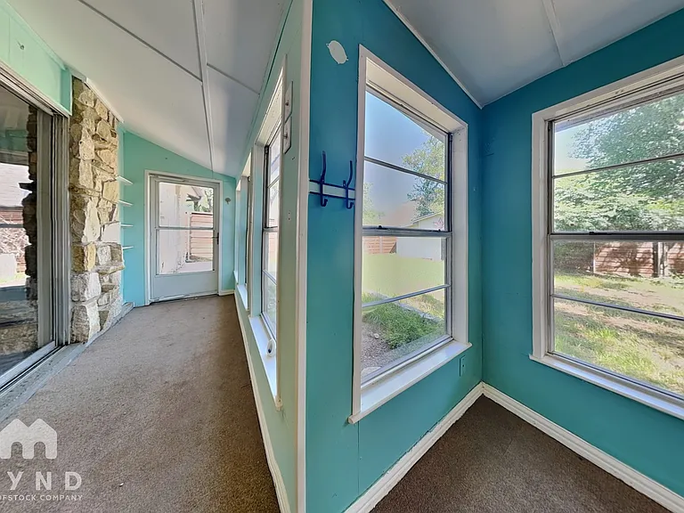612 S Rough Creek Ct — Photo 18