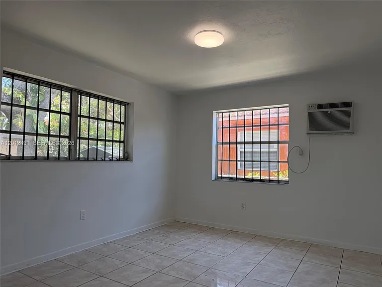 1820 NW 19th Ave #1822 — Photo 7