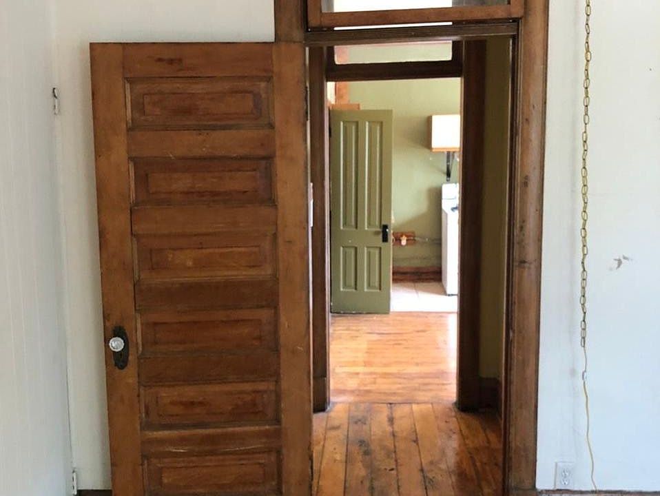 Entryway/vestibule