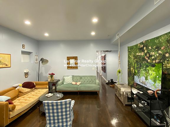 3rd image of 1234 W Arthur Ave #1