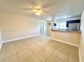 685 NE 85th St, Miami, FL