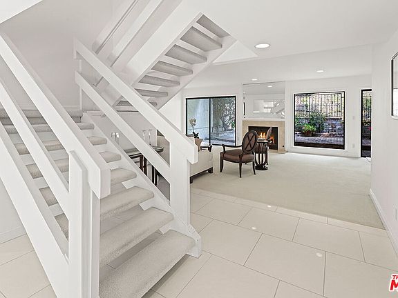 5th image of 2538 Almaden Ct
