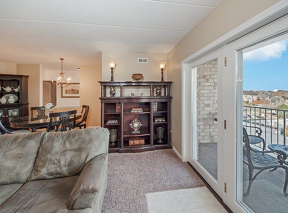 3rd image of 2030 Saint Regis Dr APT 521
