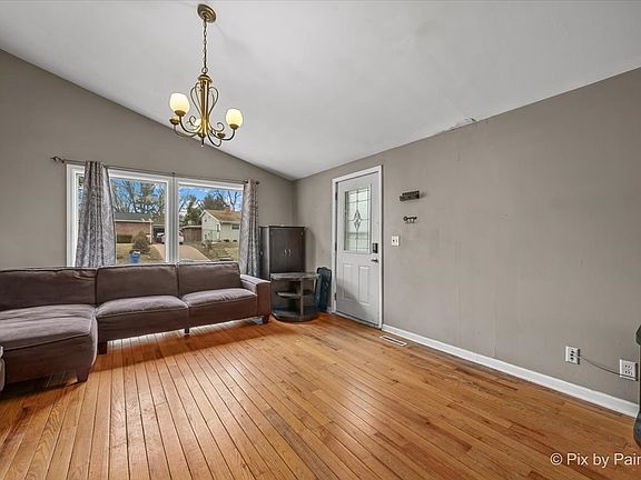 4th image of 1429 Kings Rd