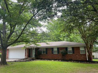 1200 Miami Dr, Longview, TX 75601