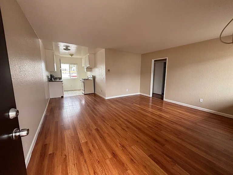 14601 W Vanowen St #15 — Photo 9