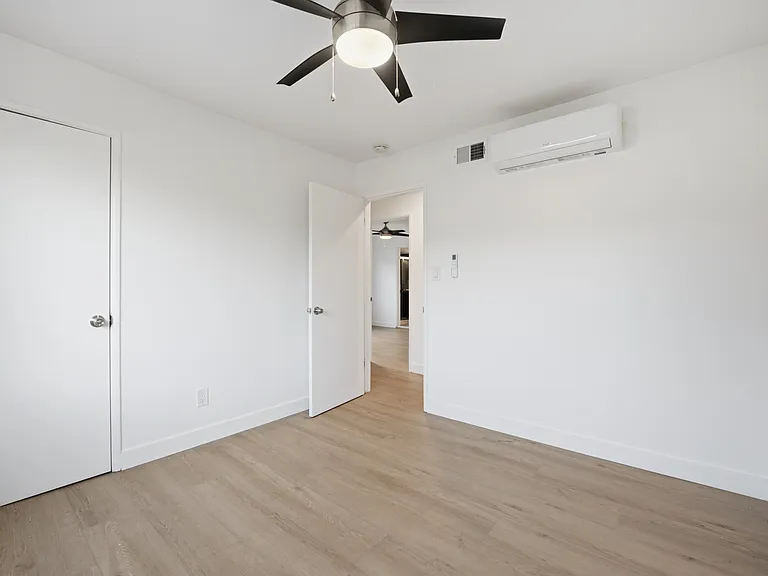 740 Cotton St — Photo 8