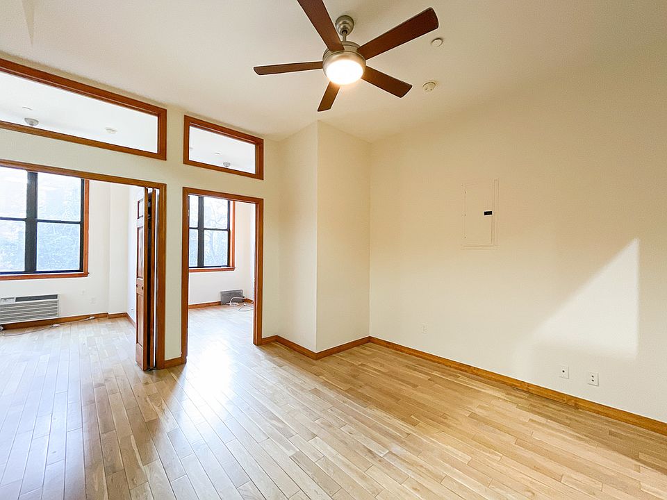 1st image of 150 W 92nd St APT 1D