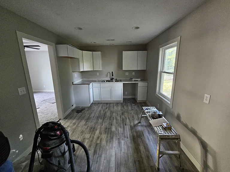 4515 S Cherry Ave — Photo 14
