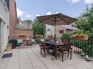 39 Chestnut St APT 210, Boston, MA 02129