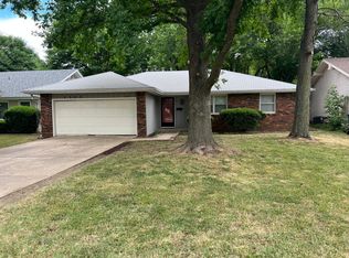1303 E Sunset St, Springfield, MO 65804