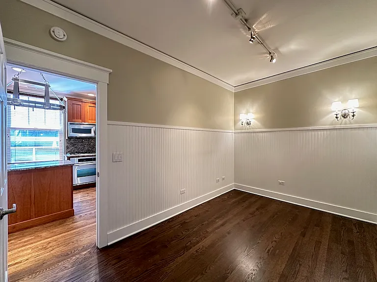 3614 N Bosworth Ave #F3 — Photo 17