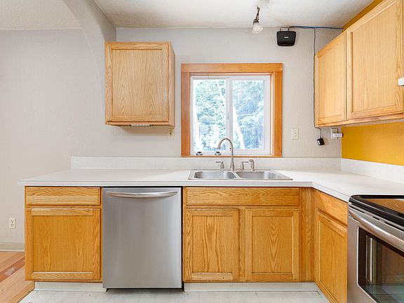 4th image of 2021 E Alsea Hwy