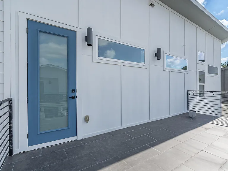 1419 Montopolis Dr #1 — Photo 21