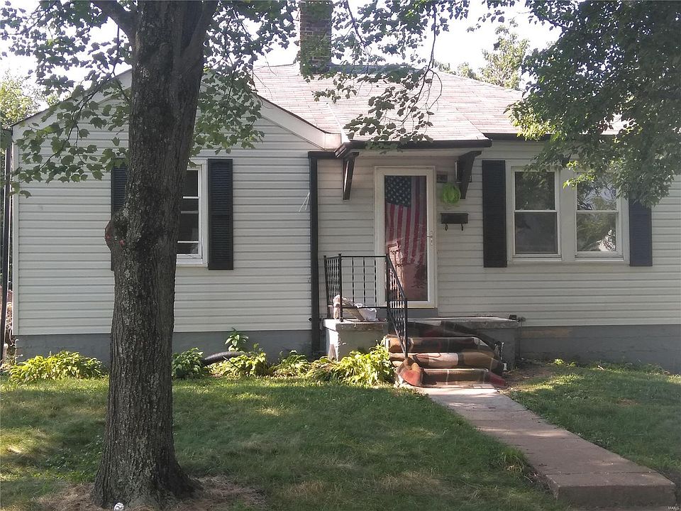 1st image of 9522 Bataan Dr