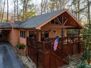 121 Harris Dr, Highlands, NC 28741