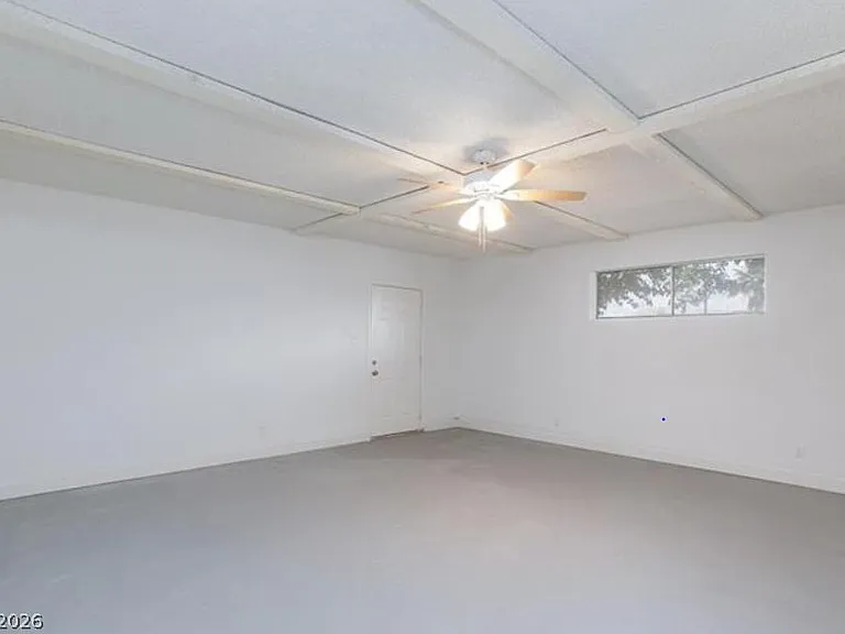 6320 Shawnee Ave — Photo 29