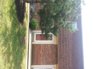 5738 Beechcroft Rd APT K, Columbus, OH