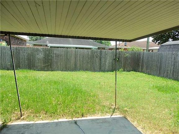 3rd image of 105 William And Mary Pl