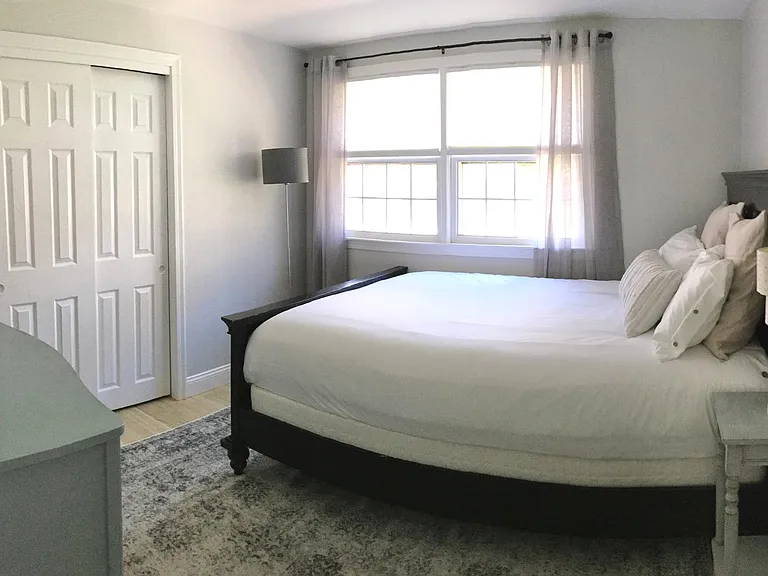 114 Portside Cir — Photo 14