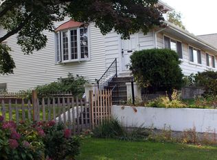 144 S Lecato Ave, Audubon, NJ 08106