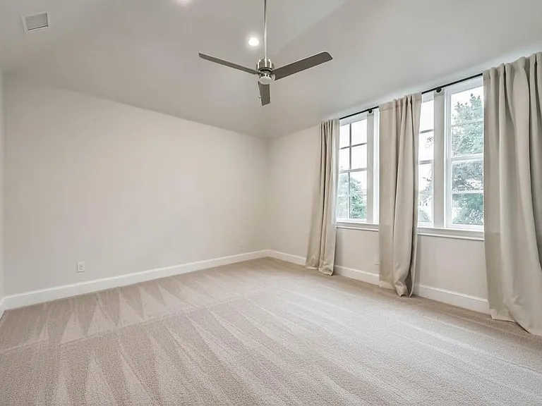 5308 S Capitol St — Photo 19