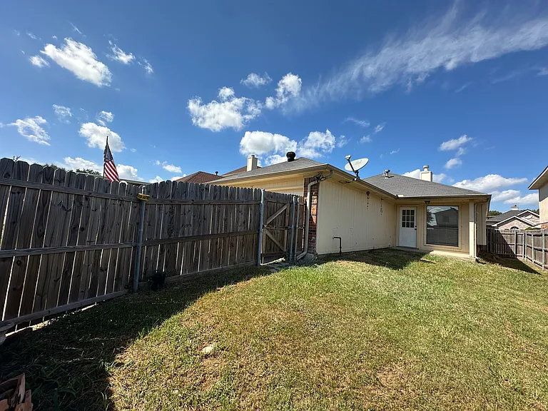 551 Stonewall Way — Photo 15