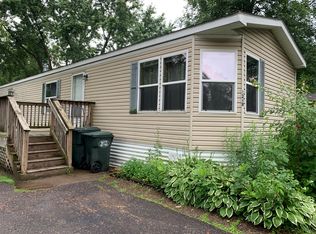 1248 Bobcat Ln, Saint Paul, MN 55119