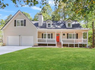 306 Lake Swan Ct, Hiram, GA 30141