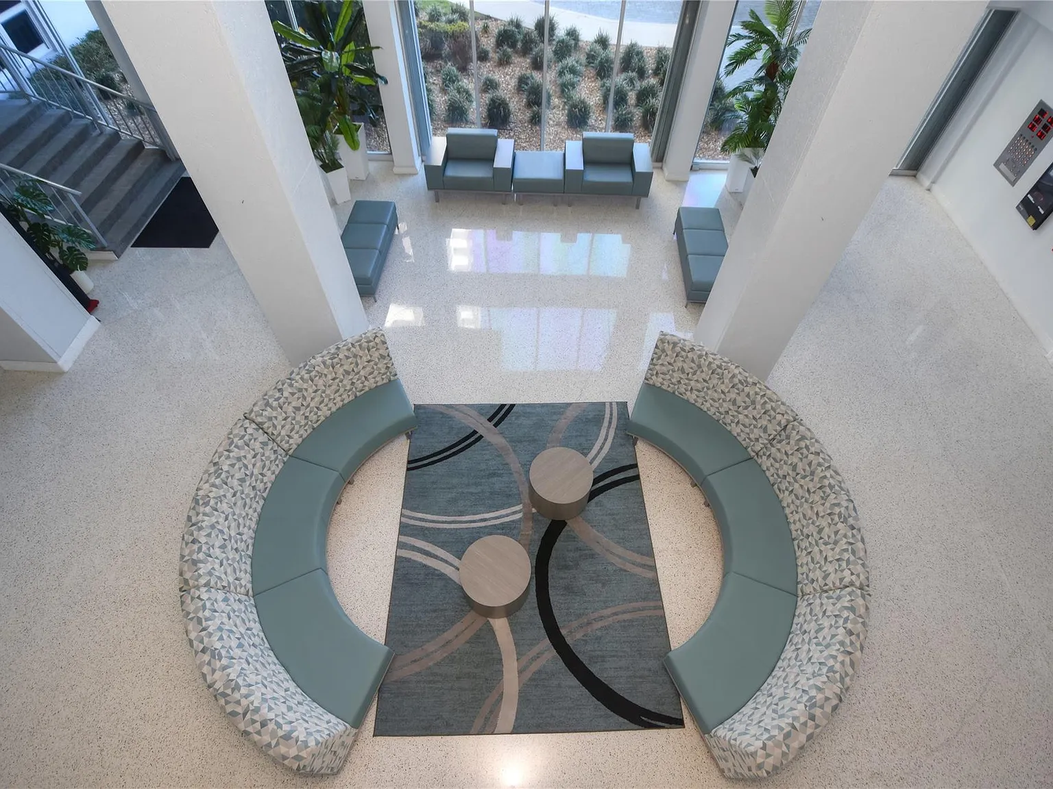2 bed, 2.0 bath, 1200 sqft, $2,975 — Photo 3