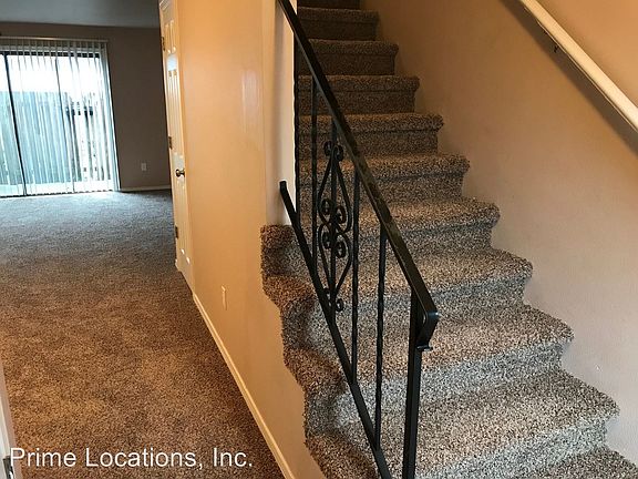 3rd image of 1405 Lewis St APT 22