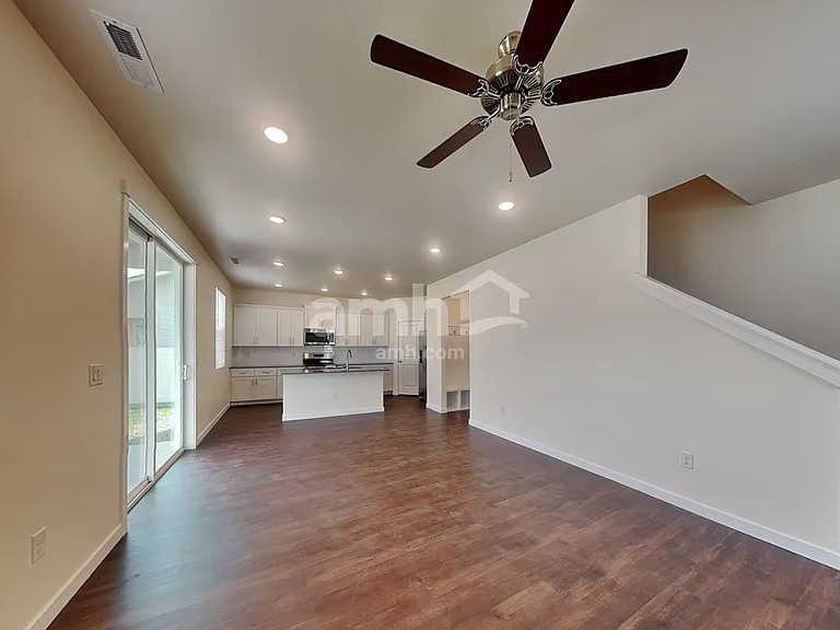 1480 N Garnet Creek Ave — Photo 5