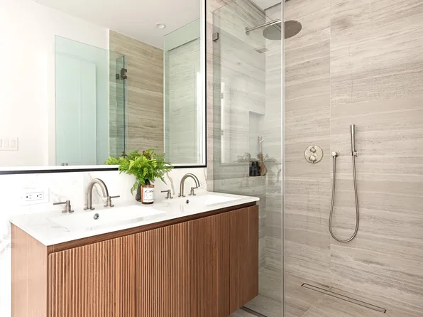 630 Grand Avenue image 9 of 20