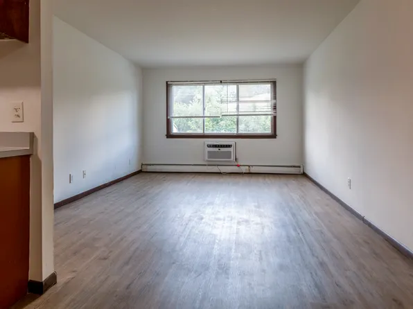 2505 Monterey Dr #2, Madison, WI 53704