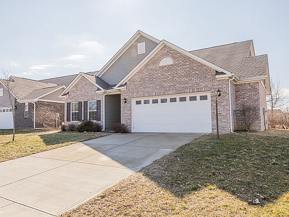 3rd image of 5677 Starla Ln