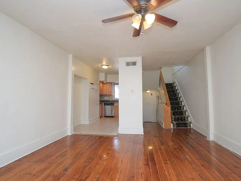 511 S 15th St #2R — Photo 11