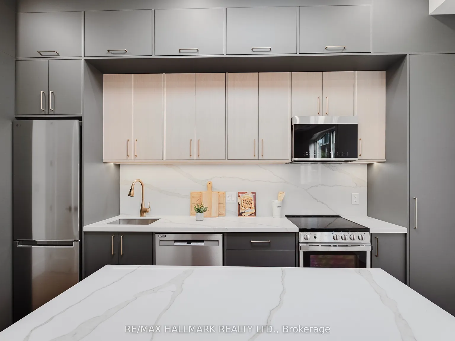 1 bed, $2,200 — Photo 4