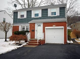 12 Brookdale Ave, Cedar Grove, NJ 07009