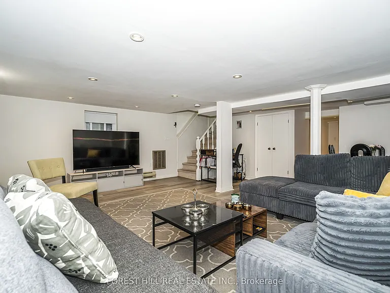 79 Marmot St #LOWER — Photo 5