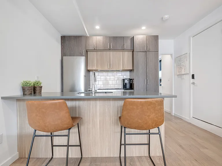 1412 15th St NW #3 — Photo 5