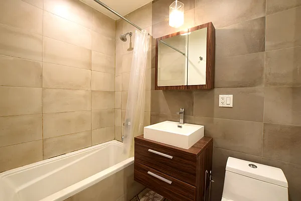 Rented by Goose Property Management LLC | media 34