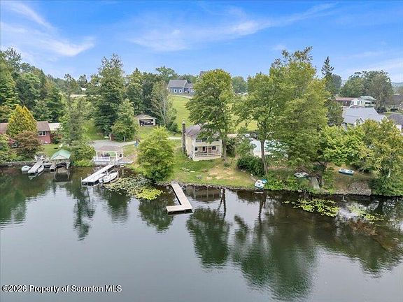 3rd image of 199 Southpoint Rd