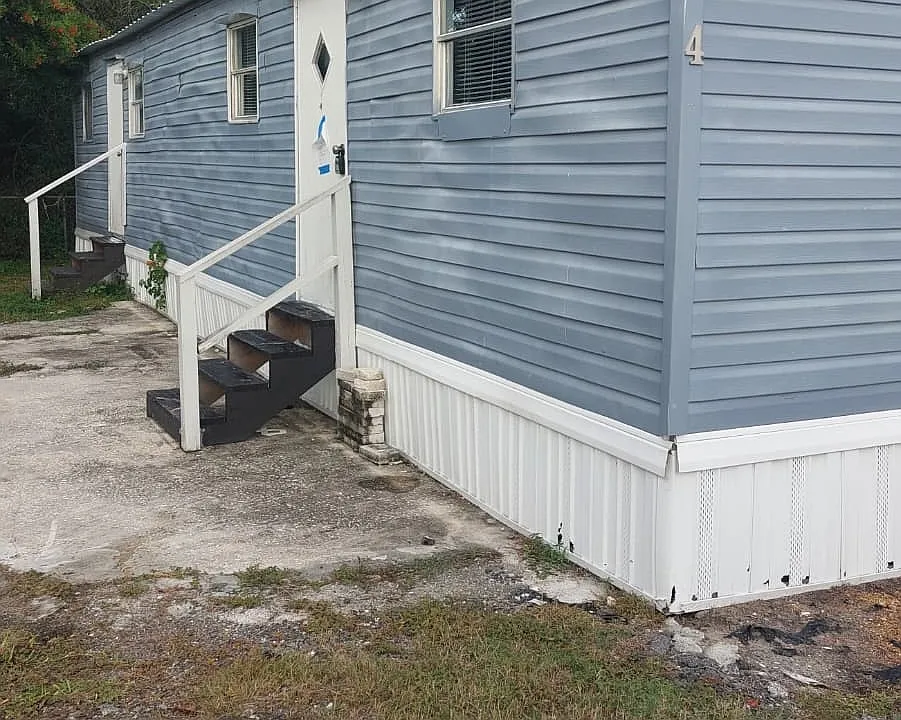 1707 Reynolds Rd #4