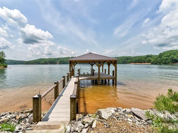 159 Deer Berry Dr #62, Nebo, NC 28761
